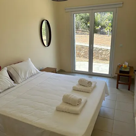 Coast Cottage Porto Rafti-Avlaki Exterior photo